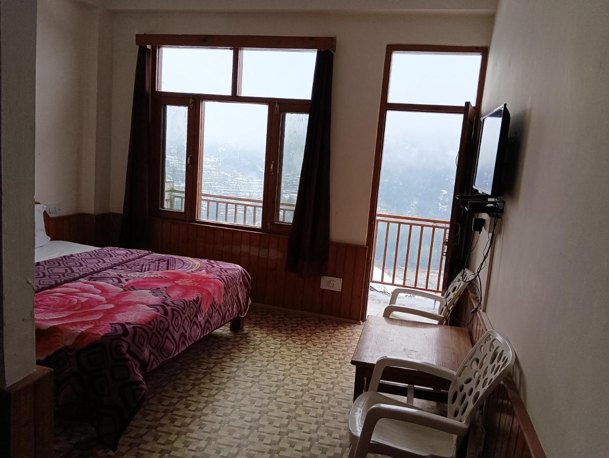 Roop Mountain Homestay Manāli Eksteriør billede